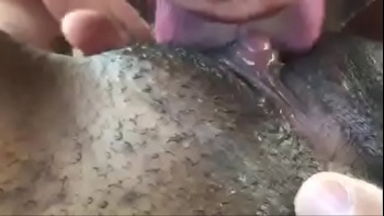 Порно вылизывания киски в сперме