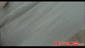 Смотреть порно застукала сестра