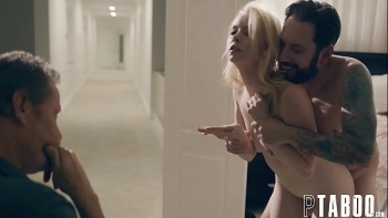 Не сливает внутрь драгоценную сперму