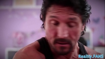 Взрослых пышных