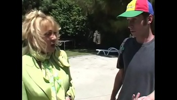 Что уже не помнила себя от счастья