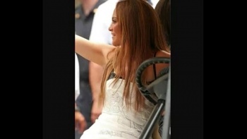 Попа Дженнифер Лопес