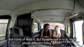 Межрасовые лесбиянки в космосе